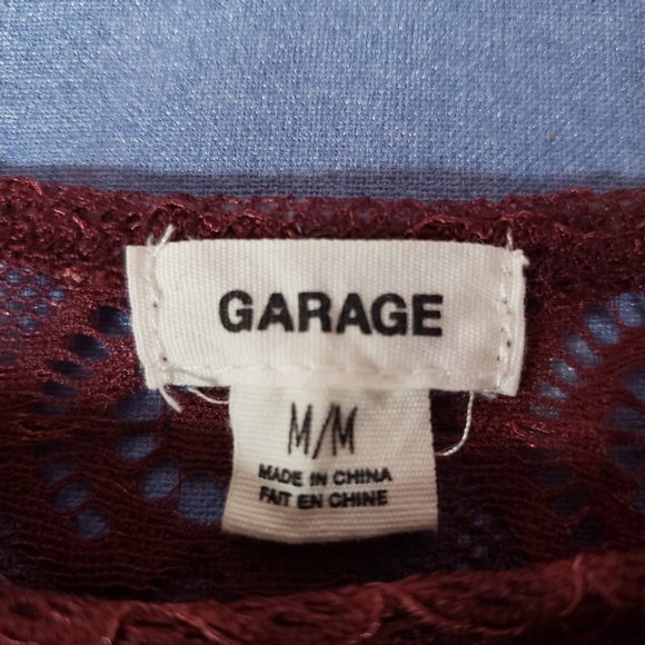 Garage Women's  Burgundy Lace Top Size Medium - Pre-Worn - Picture 2 of 4